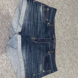 American Eagle super stretch jean shorts